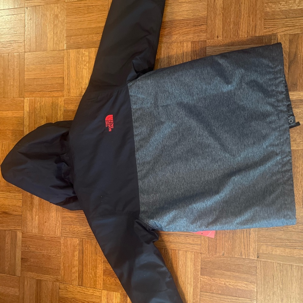 The North Face BOYS 3-in-1 jacket/coat